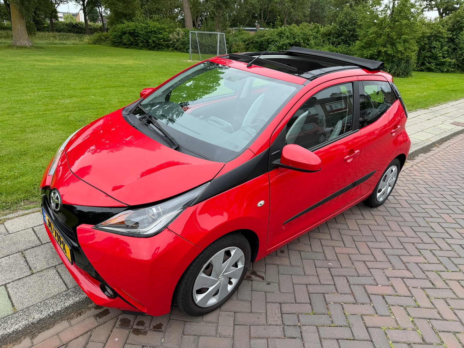 Toyota Aygo x-Wave, Auto's, Toyota, Particulier, Aygo, ABS, Achteruitrijcamera, Airbags, Airconditioning, Bluetooth, Boordcomputer