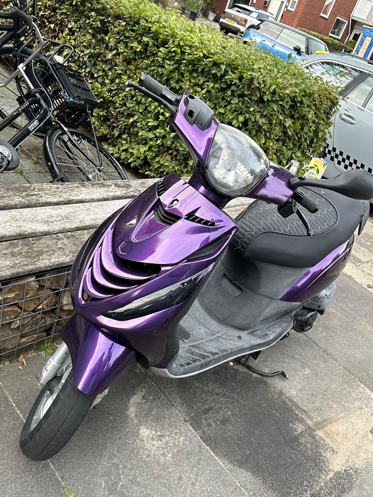 Zip 2000, Ophalen, Zo goed als nieuw, Benzine, Zip