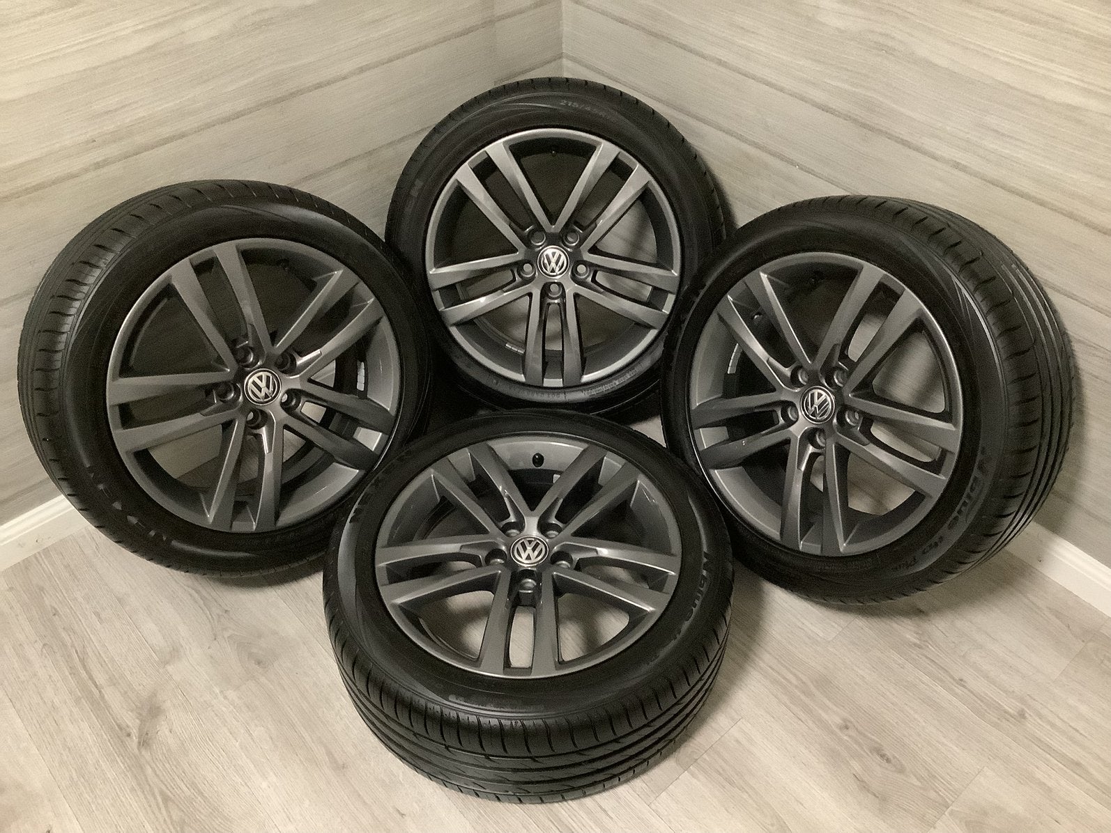 VW Polo 6C 6R origineel velgen zomerbanden 16 inch, 215 mm, 16 inch, Banden en Velgen, Nieuw