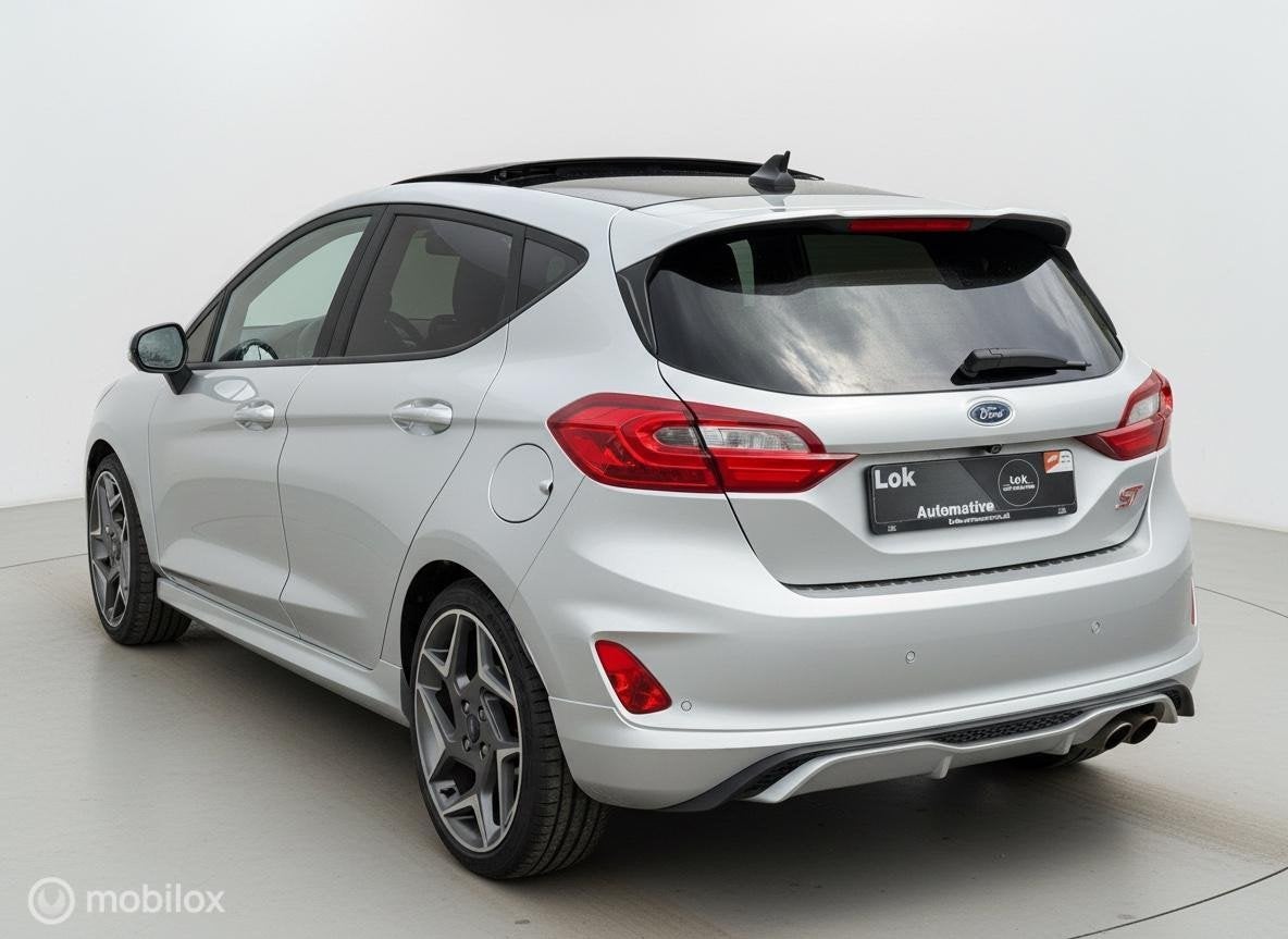 Ford Fiesta 1.5 EcoBoost ST-3 PANO|LED|B&O|RECARO|, Zwart, 1188 kg, Bedrijf, Handgeschakeld