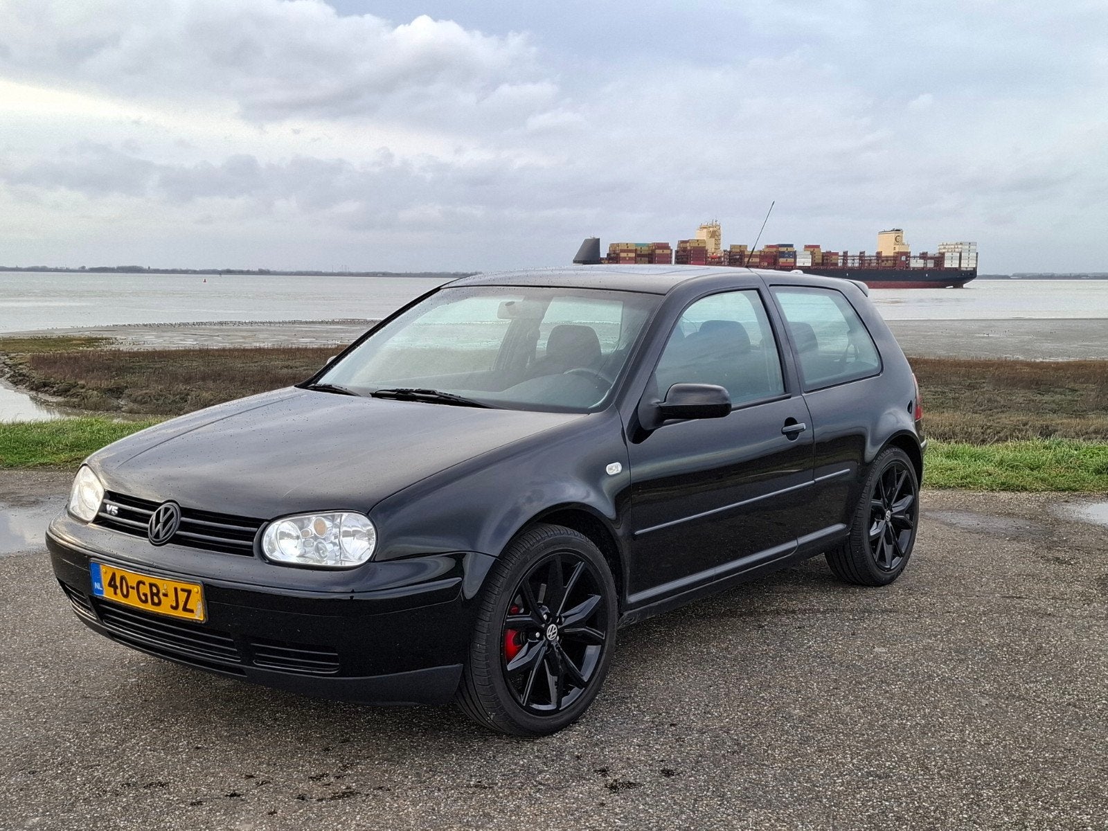 Golf 4 V5 2.3 Highline Zwart, Particulier, Te koop