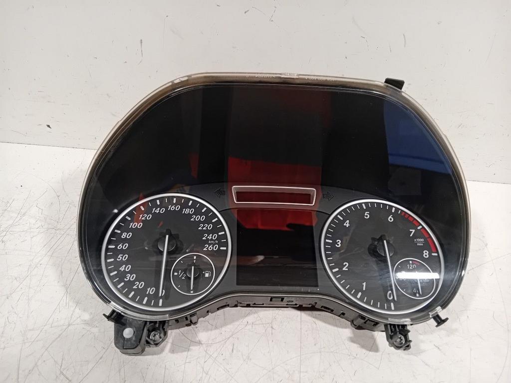 Cockpit Mercedes-Benz A-Klasse, Auto-onderdelen, Onderdelen@venauto.nl, Van der Ven Autorecycling B.V., Gebruikt, Ettenseweg 76, 4706 PB Roosendaal, The Netherlands