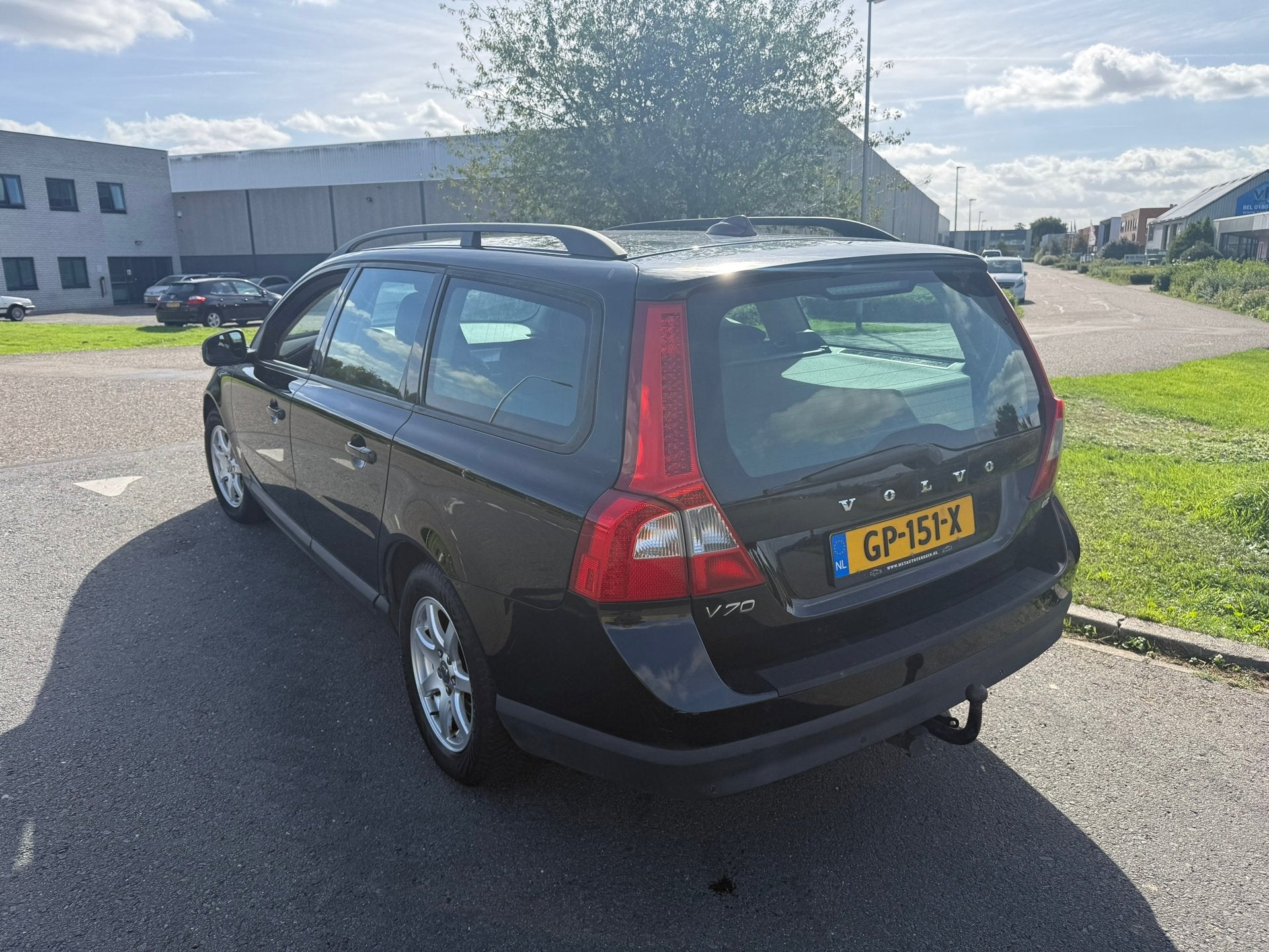 Volvo V70 2008 * 2.4 D5 Momentum * AUTOMAAT * APK, Auto's, Gebruikt, 2000 kg, Zwart, Diesel
