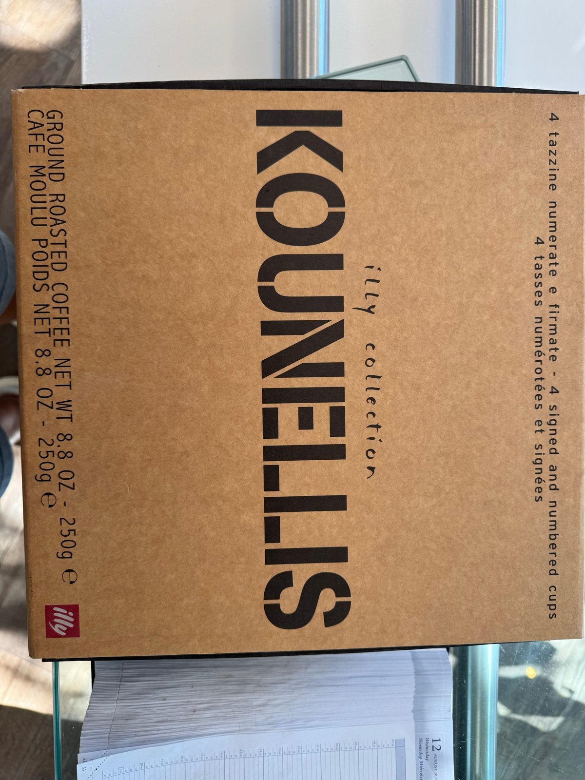 Illy Kounellis Collection - 4 genummerde kopjes en schotels, Nieuw, Ophalen of Verzenden, Kop(pen) en/of Schotel(s), Porselein