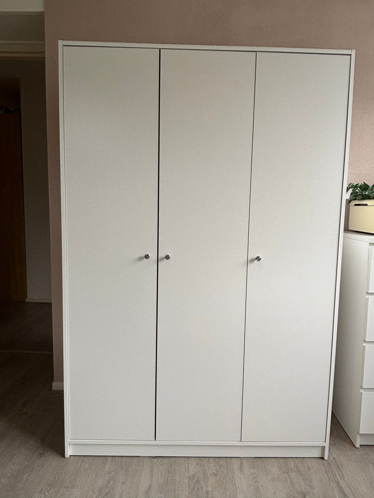 IKEA Kledingkast wit 3 deuren 117x55x276 cm, Ophalen, Gebruikt, 100 tot 150 cm, 200 cm of meer