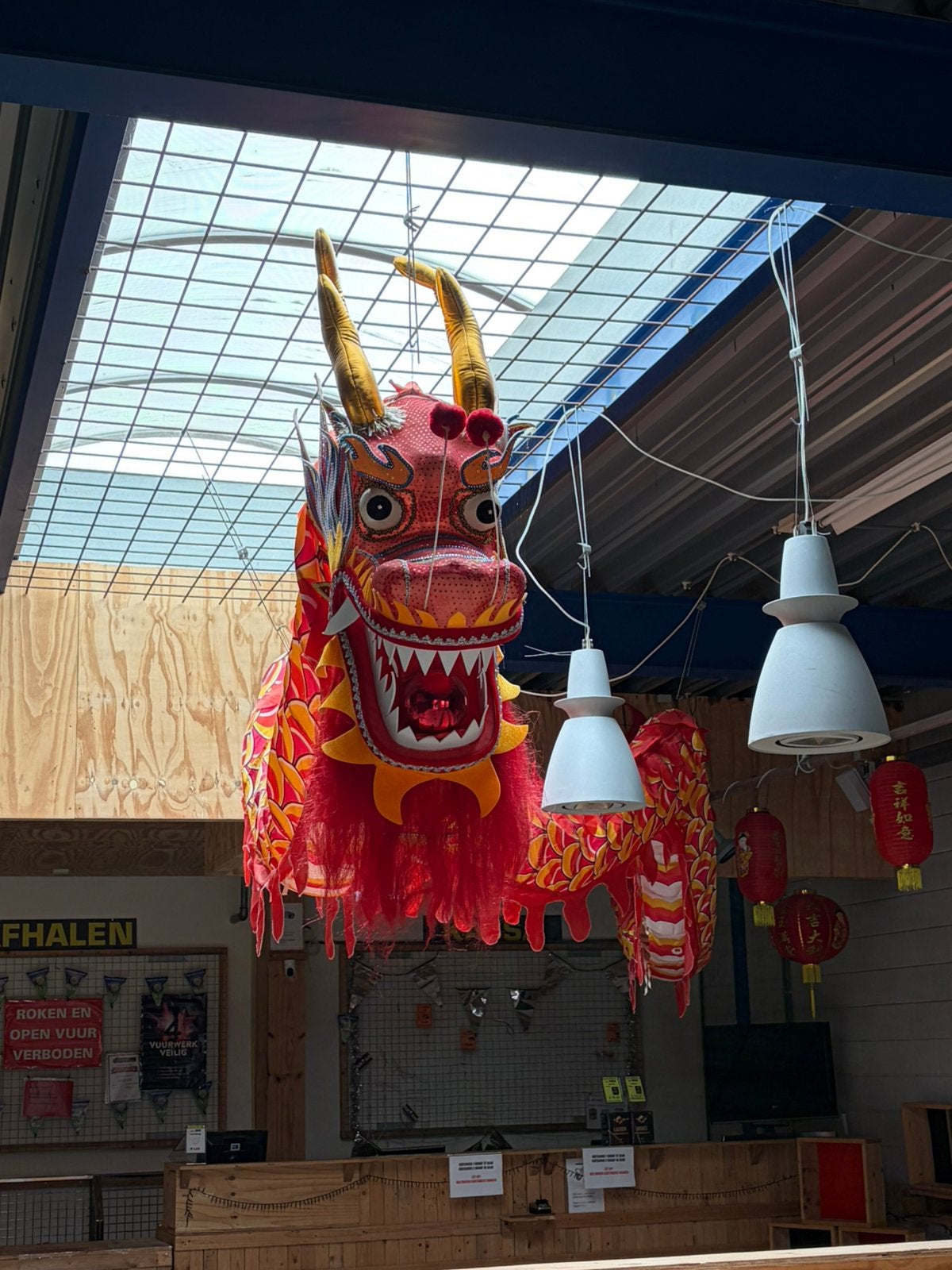 Chinese draak, Ophalen, Zo goed als nieuw, Overige typen