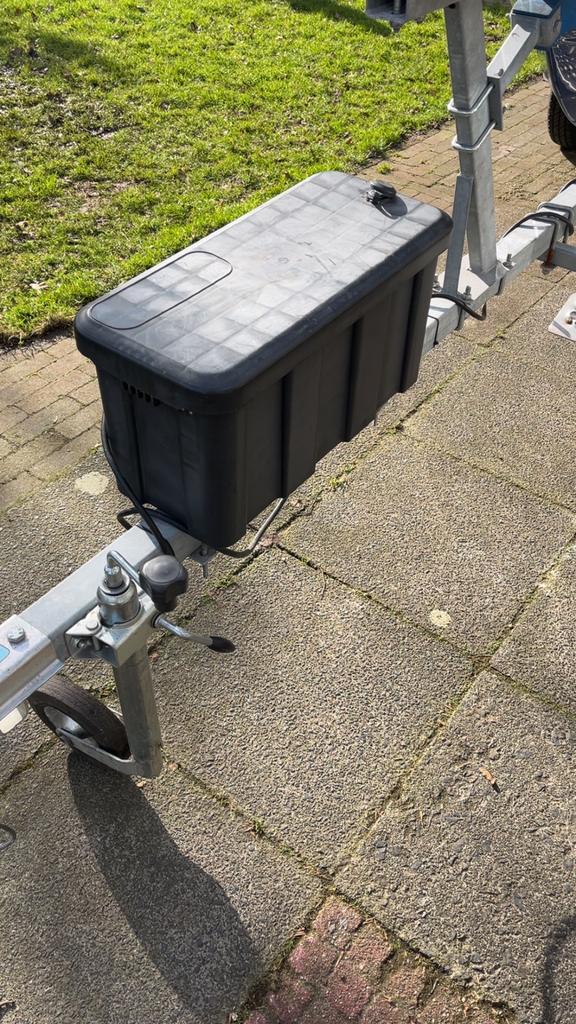 Mooie toer/visboot met 8 pk viertakt yamaha kortstaart, Watersport en Boten, Vis- en Consoleboten, Ophalen, Met afstandsbediening