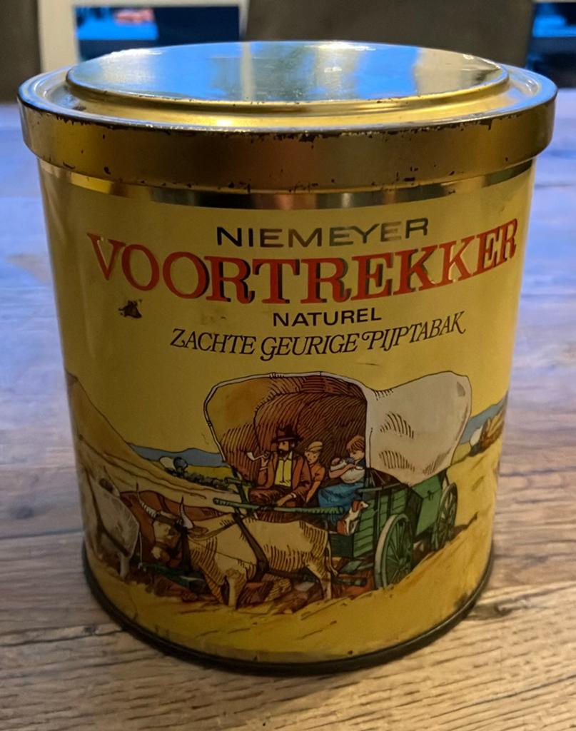 Oud blik Niemeyer Voortrekker pijptabak, Ophalen of Verzenden, Gebruikt, Tabaksdoos of Verpakking
