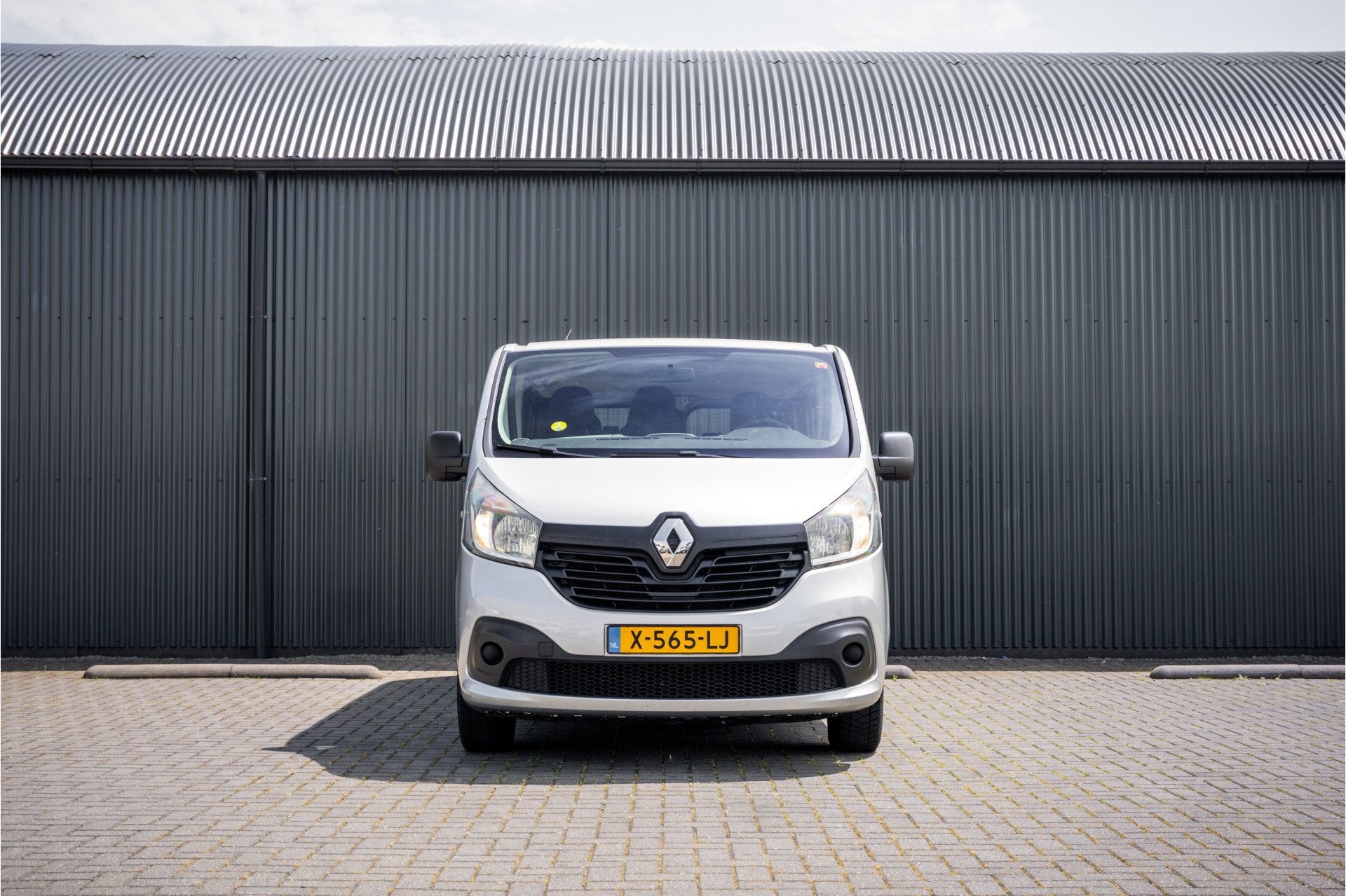 Renault Trafic Passenger *1.6 dCi 9-Pers L2H1 | Incl. BPM, B, Voorwielaandrijving, Stof, Gebruikt, 2000 kg
