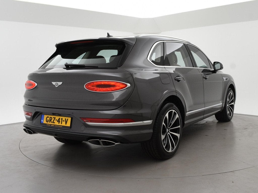 Bentley Bentayga 4.0 V8 550 PK 1e EIGENAAR *30.095 KM* + TOU, Auto's, Bentley, Automaat, Bentayga, Stof, Gebruikt