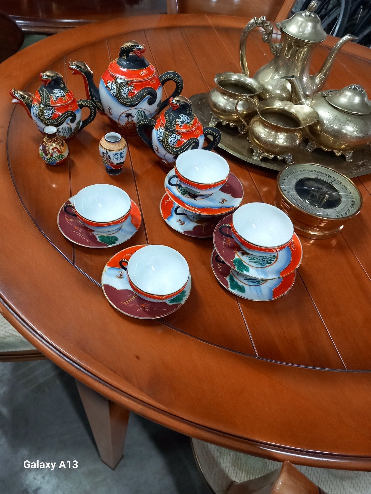 mooie servies compleet kopjes thee pot 40€, Ophalen of Verzenden