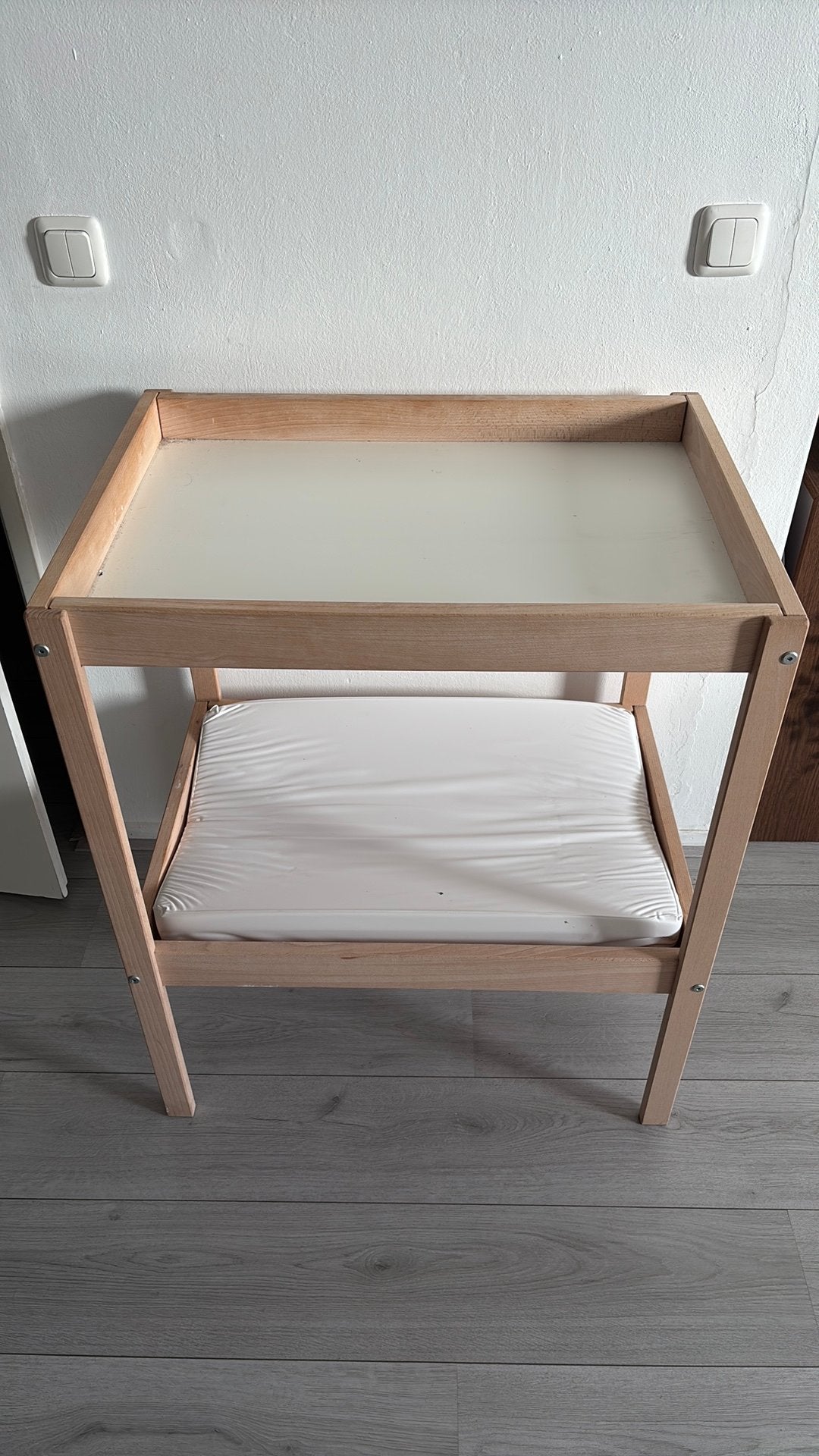 Gratis verschoontafel op te halen, Ophalen, Gebruikt, 25 tot 50 cm, Rechthoekig