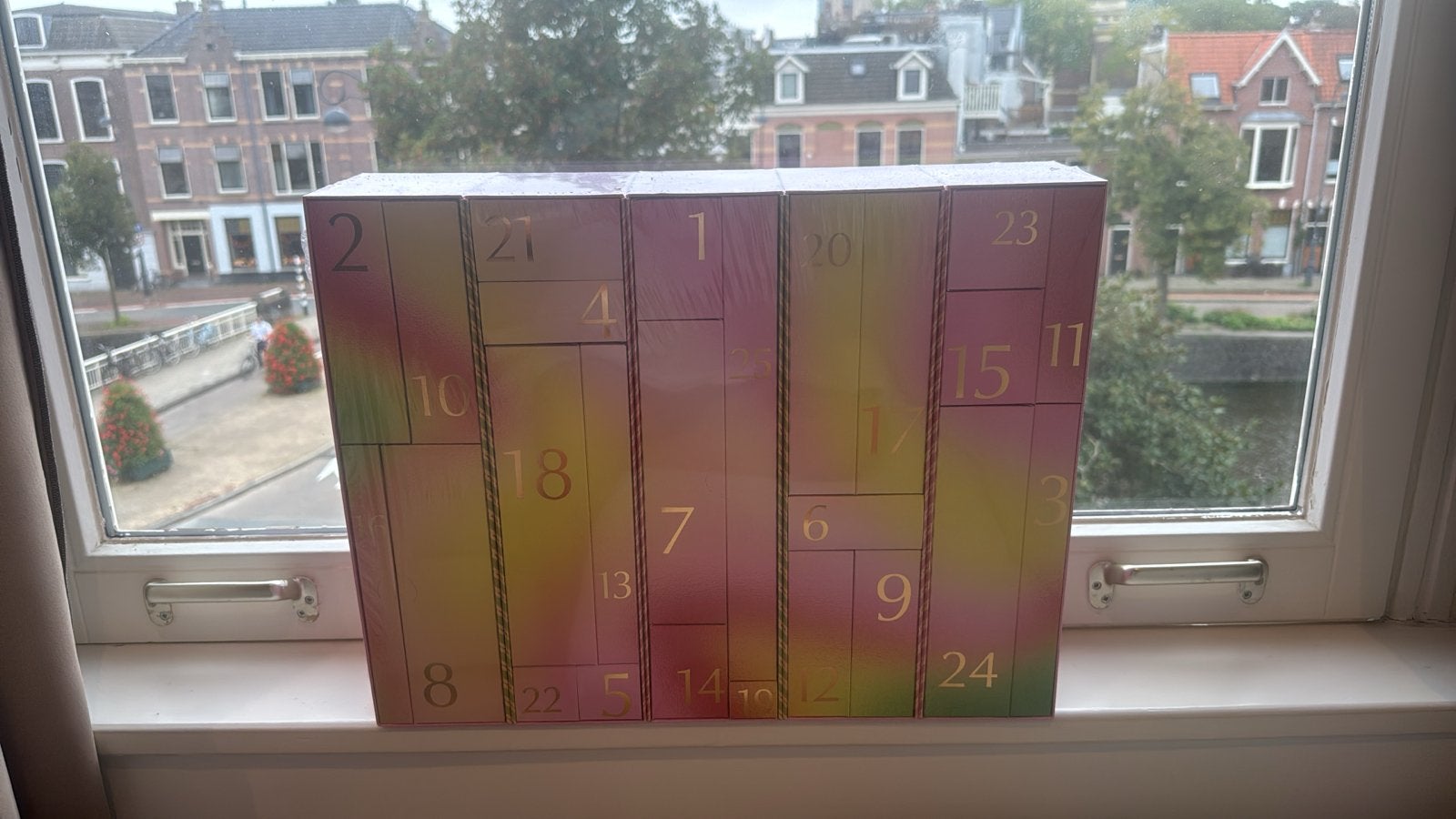 Bijenkorf advent kalender, nieuw in seal, Diversen, Ophalen of Verzenden, Nieuw