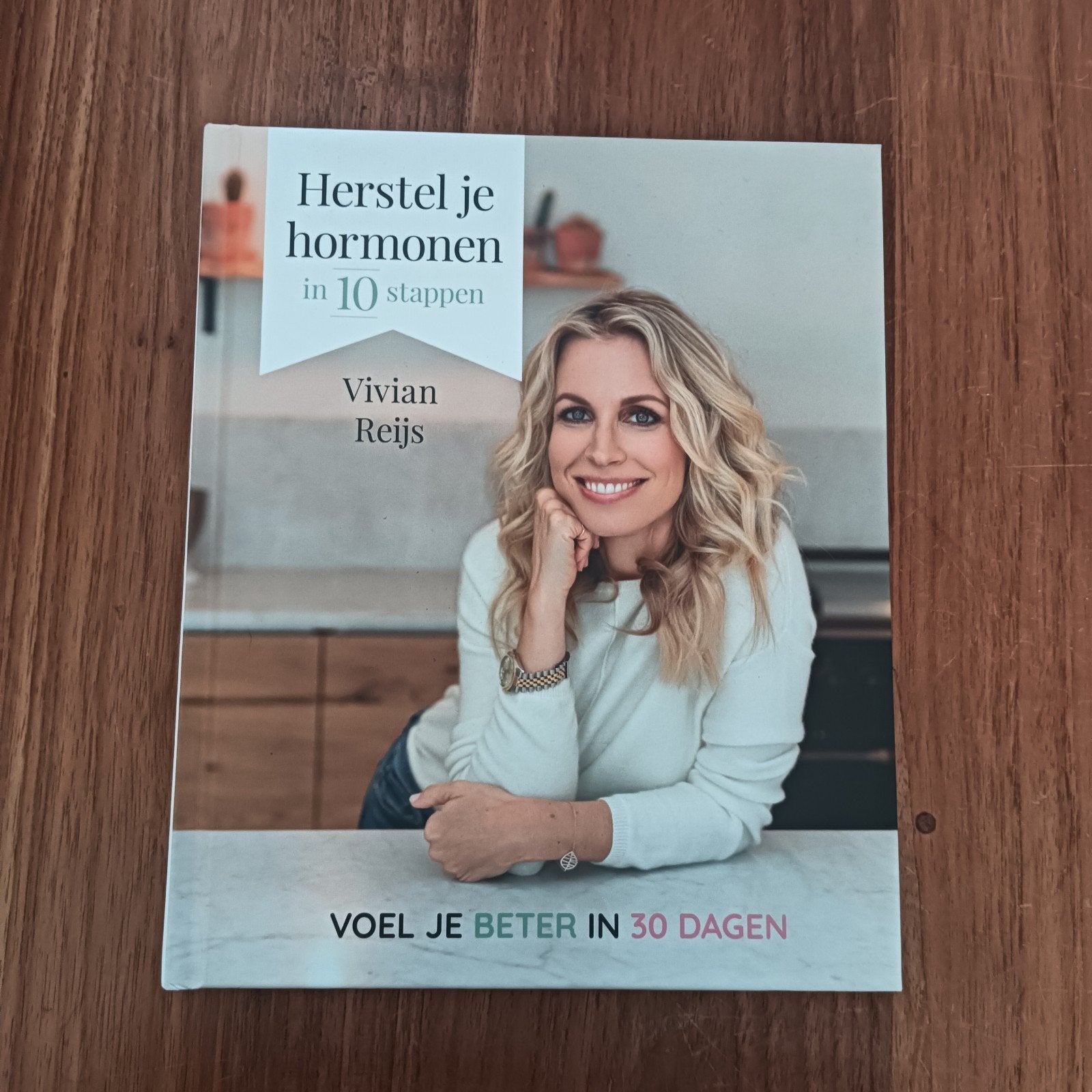 Herstel je hormonen in 10 stappen - Vivian Reijs, Boeken, Ophalen of Verzenden, Nieuw, Gezondheid en Conditie, Vivian Reijs