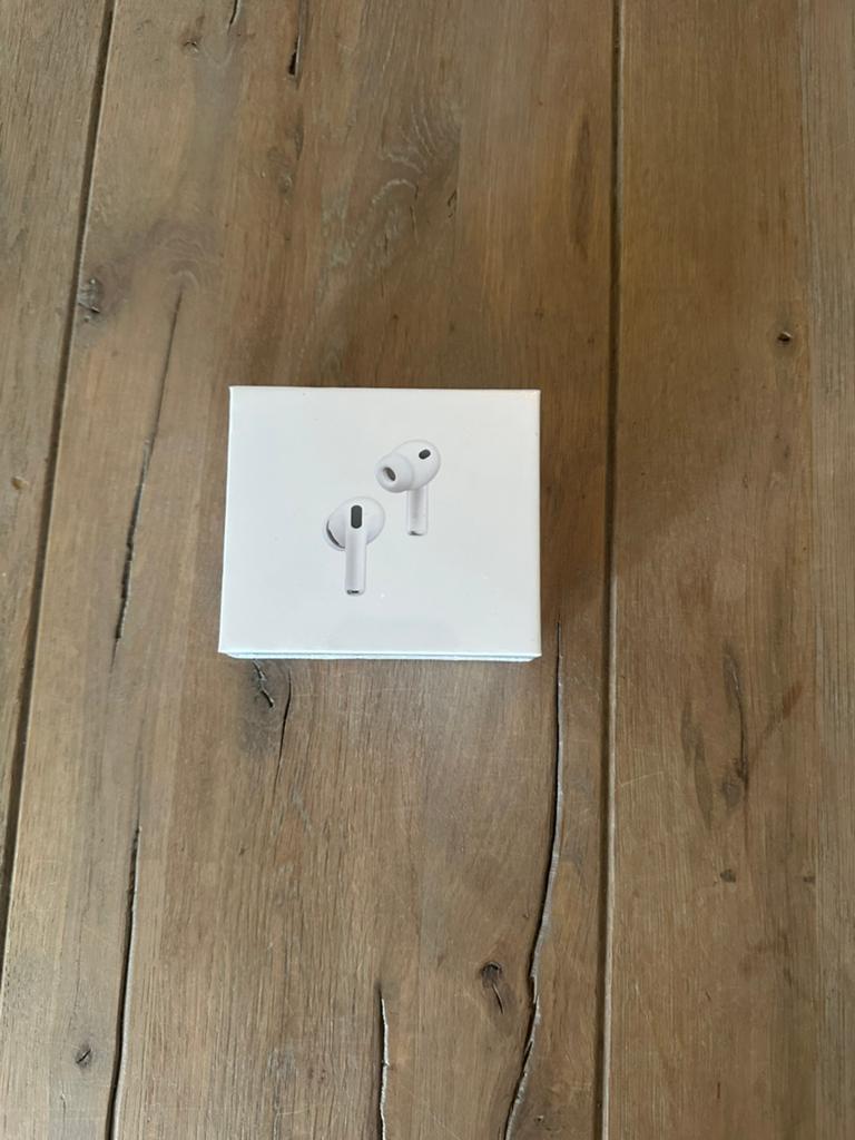 AirPods pro 3 (nieuw & geseald), Telecommunicatie, Mobiele telefoons | Oordopjes, Ophalen of Verzenden, Zo goed als nieuw