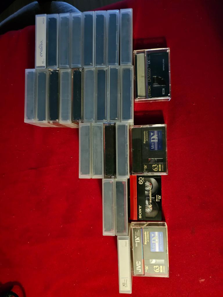 Mini DV Tapes - Panasonic, Sony, JVC, TDK (Gebruikt), Audio, Tv en Foto, Ophalen of Verzenden, Accessoire
