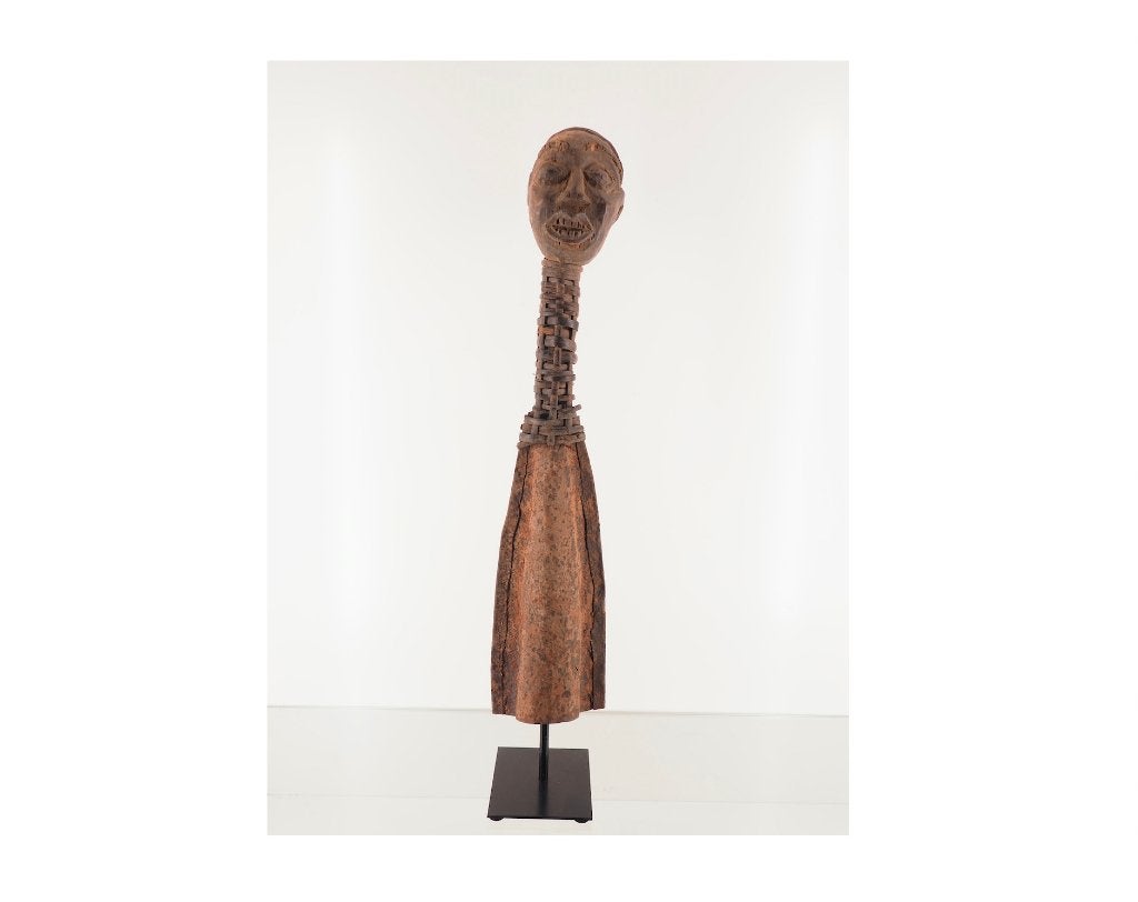 Bel van de Bamileke tribe Kameroen (120730-03), Antiek en Kunst, Afrika, Ophalen of Verzenden, 57 cm, Handgemaakt