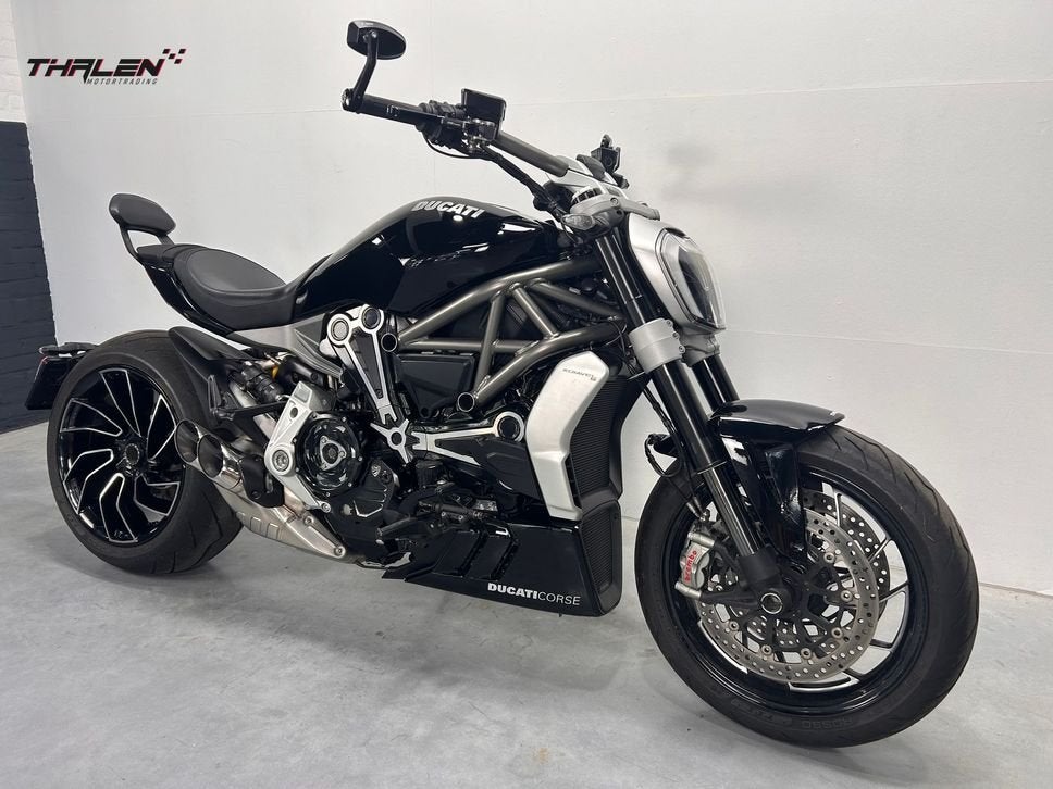 DUCATI XDIAVEL S XdiavelS  (bj 2016) km24800, Motoren, DUCATI, 2 cilinders, Motorrijbewijs A, Bedrijf