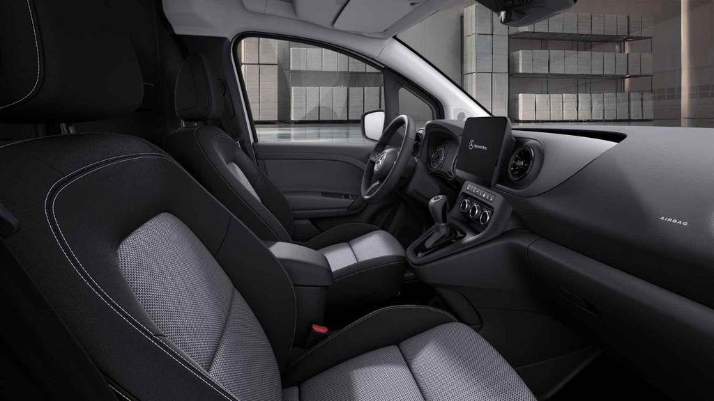 Mercedes-Benz eCitan 112 Base L1 51 kWh, Auto's, Bestelauto's, Zwart, Te koop, 750 kg, 1400 kg
