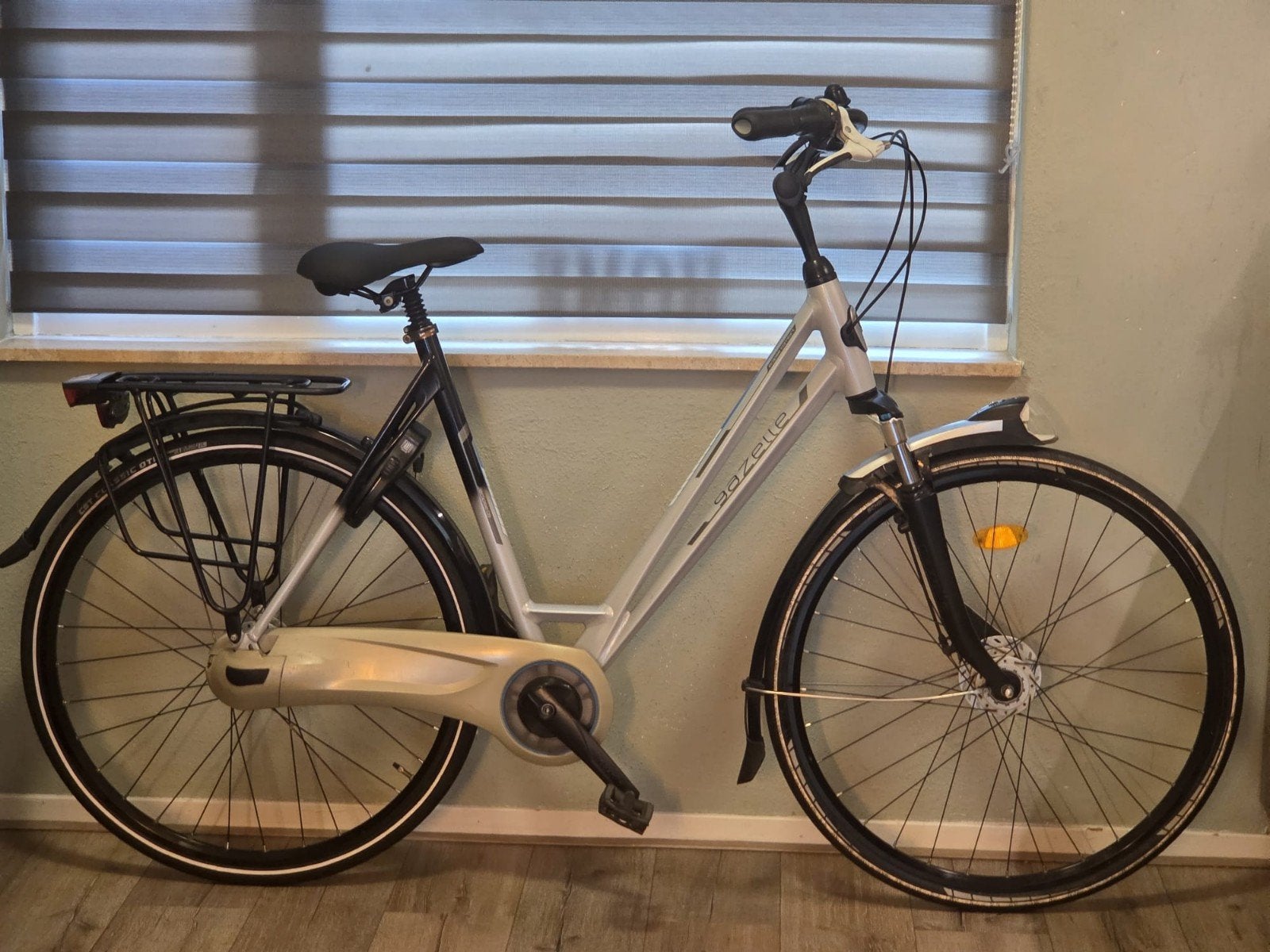 Nette damesfiets  Gazelle eclipse comfort  Framehoogte 57 cm, 56 cm of meer, Ophalen, Zo goed als nieuw, Gazelle