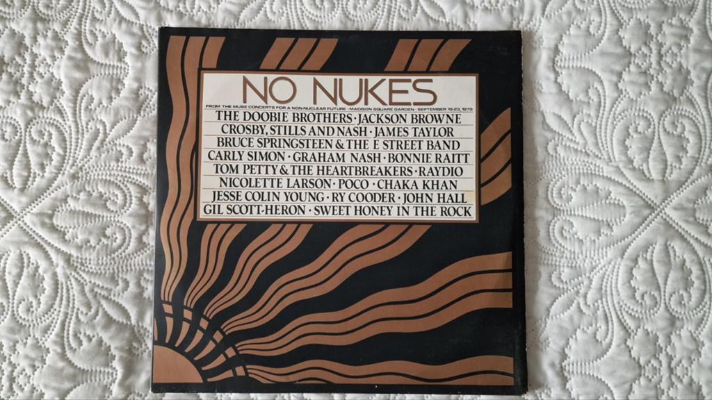 Triple live album No Nukes, Ophalen of Verzenden, Zo goed als nieuw, 12 inch, Boxset