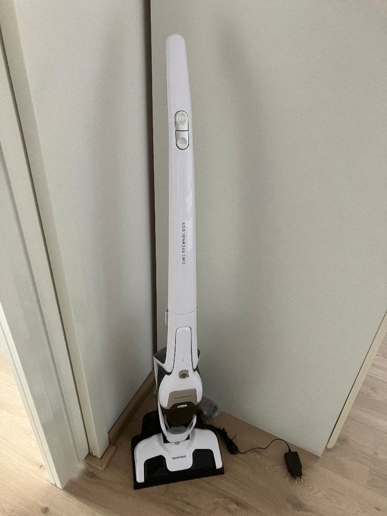 SilverCrest 2-in-1 stofzuiger zwart/wit, Witgoed en Apparatuur, Stofzuigers, Overige merken, Draadloos, Zo goed als nieuw, Minder dan 1200 watt