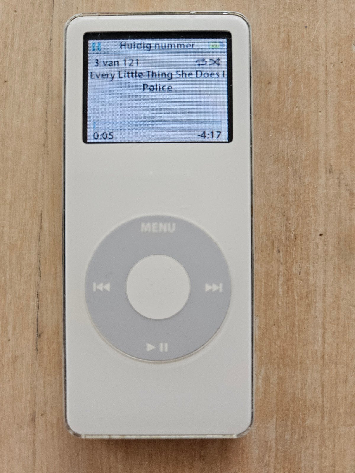 iPod Nano 1e generatie - 1GB - Wit (A1137), Gebruikt, Nano, Zilver, Minder dan 2 GB