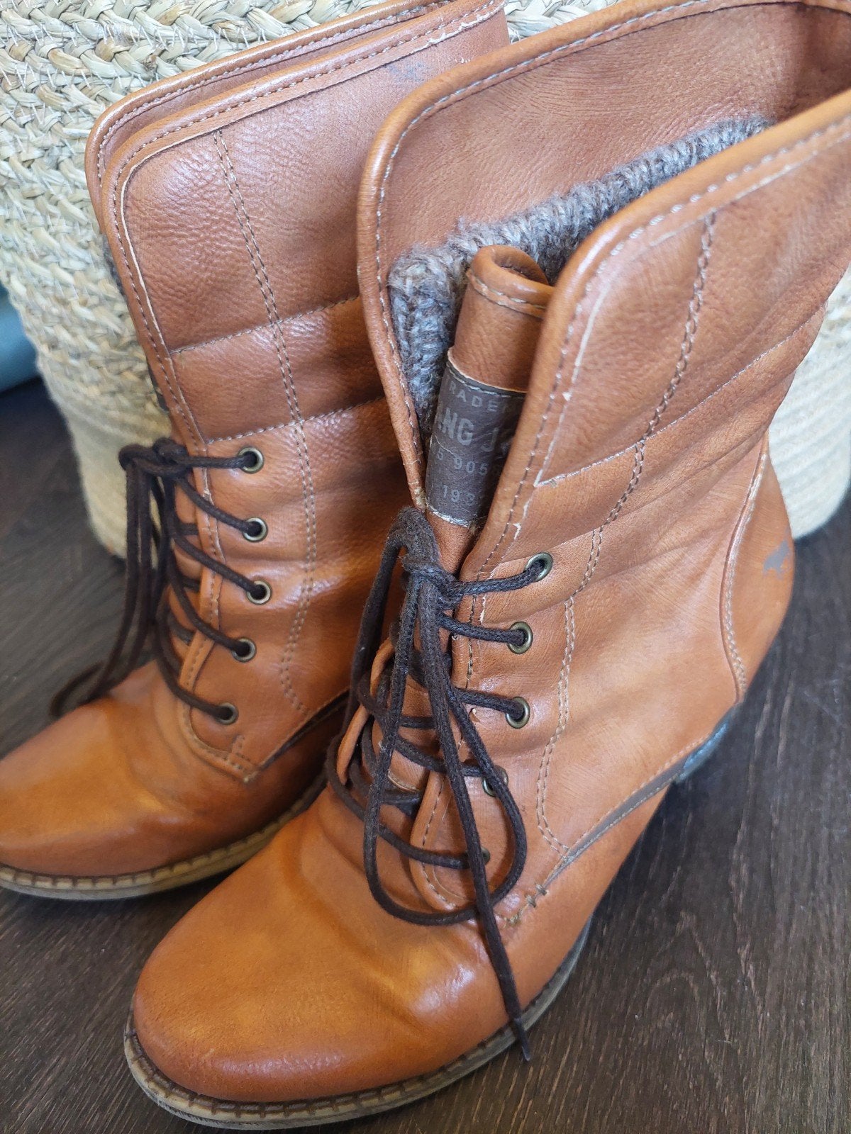 mustang laarsjes 39, Kleding | Dames, Bruin, Lage of Enkellaarzen, Ophalen of Verzenden, Mustang