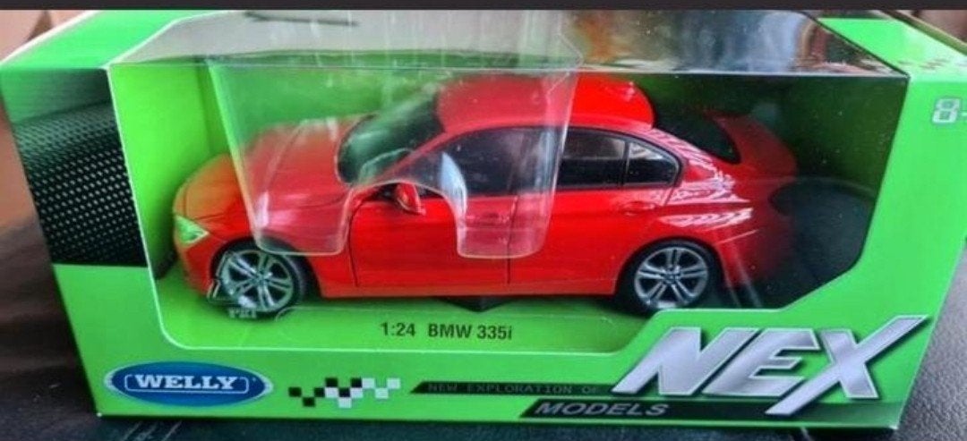 Welly BMW 335i rood 2012 nieuw in verpakking 1:24, Hobby en Vrije tijd, Modelauto's | 1:24, Ophalen of Verzenden, Nieuw, Auto