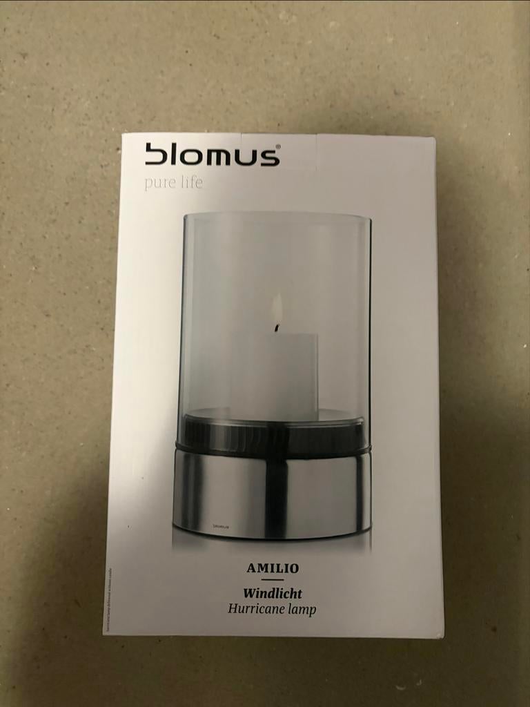 Blomus windlicht Amilio, Huis en Inrichting, Woonaccessoires | Kandelaars en Kaarsen, Nieuw, Ophalen of Verzenden, Metaal, Grijs
