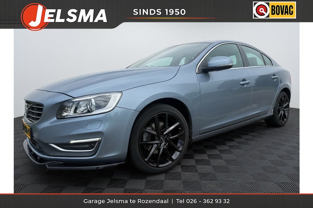 Volvo S60 2.0 T3 Nordic+ Luxury-line, Schuifdak | Leer | Tre, Auto's, 4 cilinders, 1969 cc, Blauw, S60