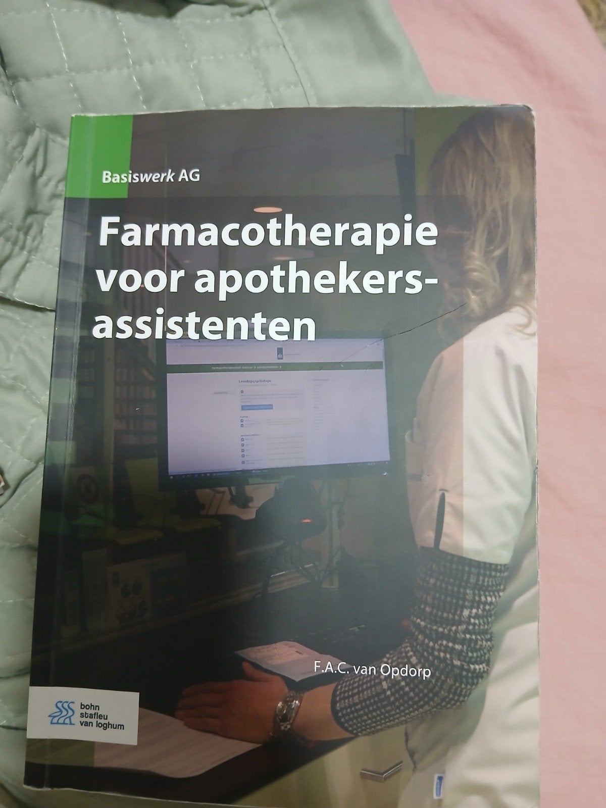 Boeken voor opleiding apothekersassistent, Boeken, Ophalen, J.R. Mentink, C.R.C. Huizinga-Arp, F.A.C. van Opdorp, Zo goed als nieuw