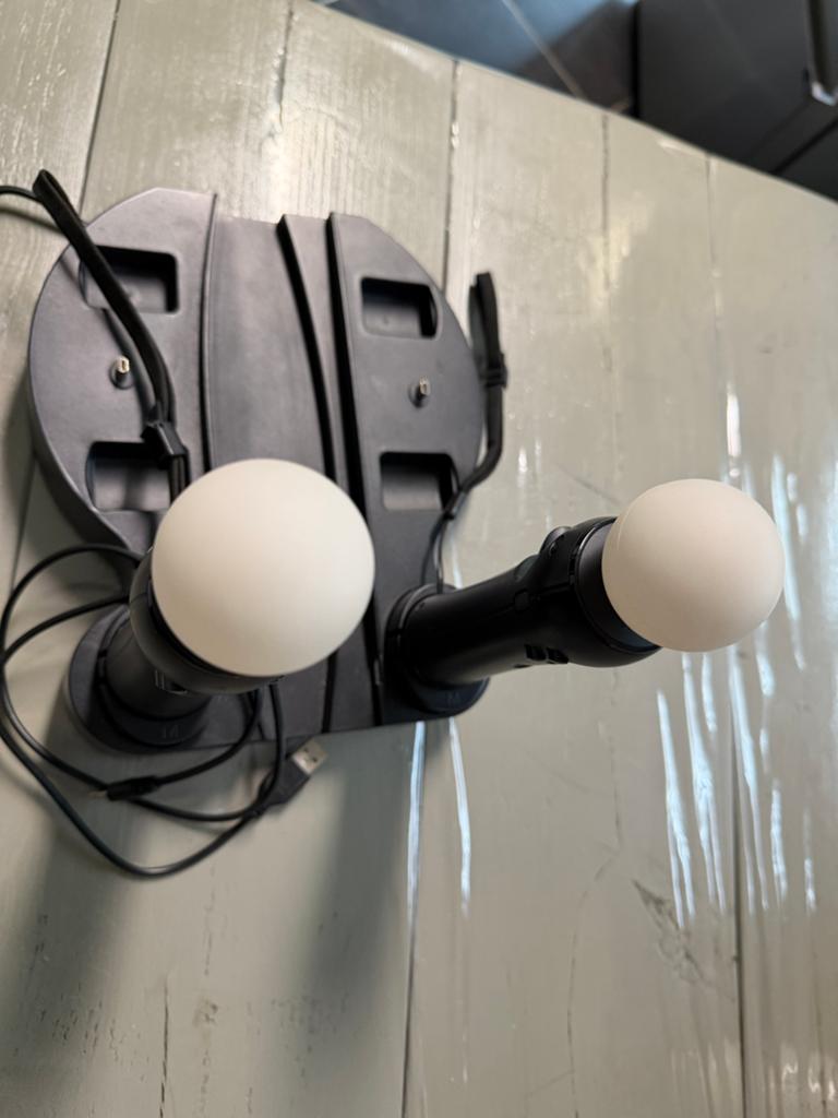 PS4 Move Controllers Compleet met Oplaadstation, Ophalen of Verzenden, Gebruikt, Controller, PlayStation 4