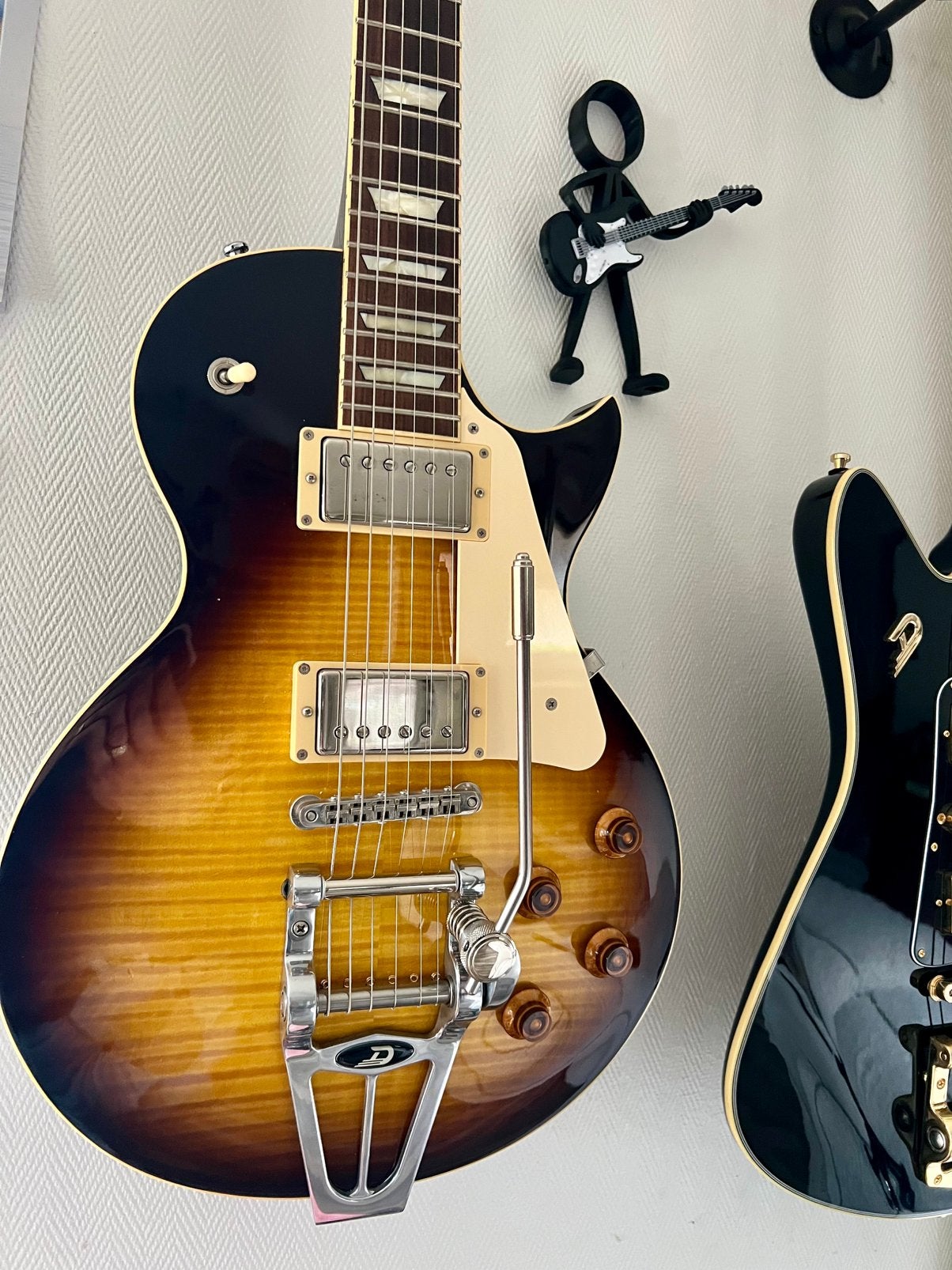 FGN Neo classic LS30 met duesenberg trem., Ophalen of Verzenden, Zo goed als nieuw, Solid body, Overige merken