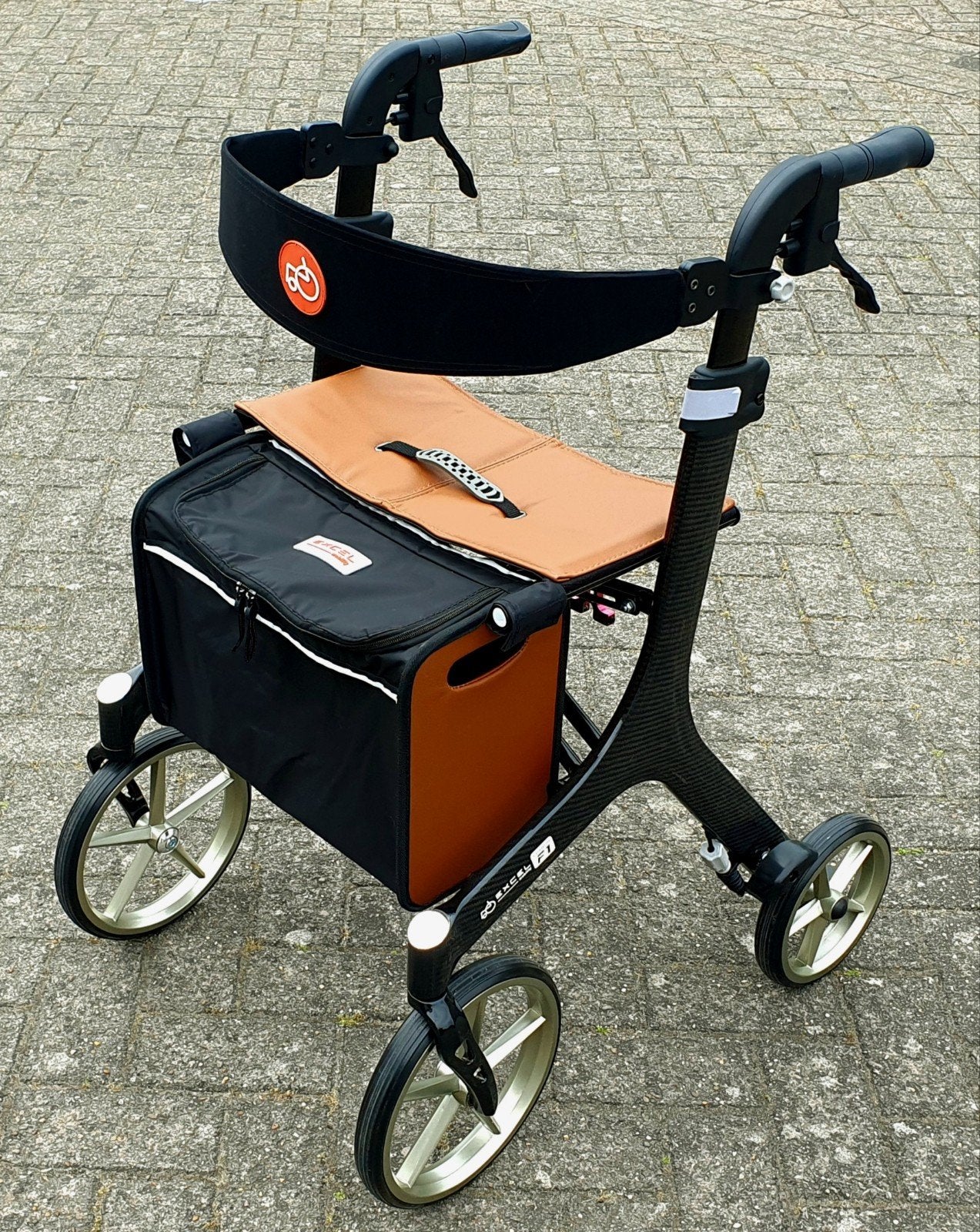 Lichtgewicht rollator Excel F1 Carbon NIEUW, Diversen, Rollators, Nieuw, Ophalen of Verzenden, Excel F1 Carbon, Opvouwbaar