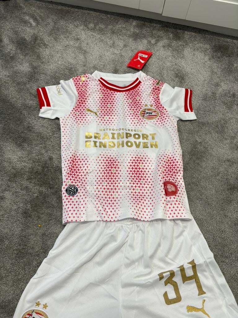 PSV setje KIDS mt 110 |  SAIBARI 34   |      Efteling, Maat XS of kleiner, Ophalen of Verzenden, Zo goed als nieuw, Shirt