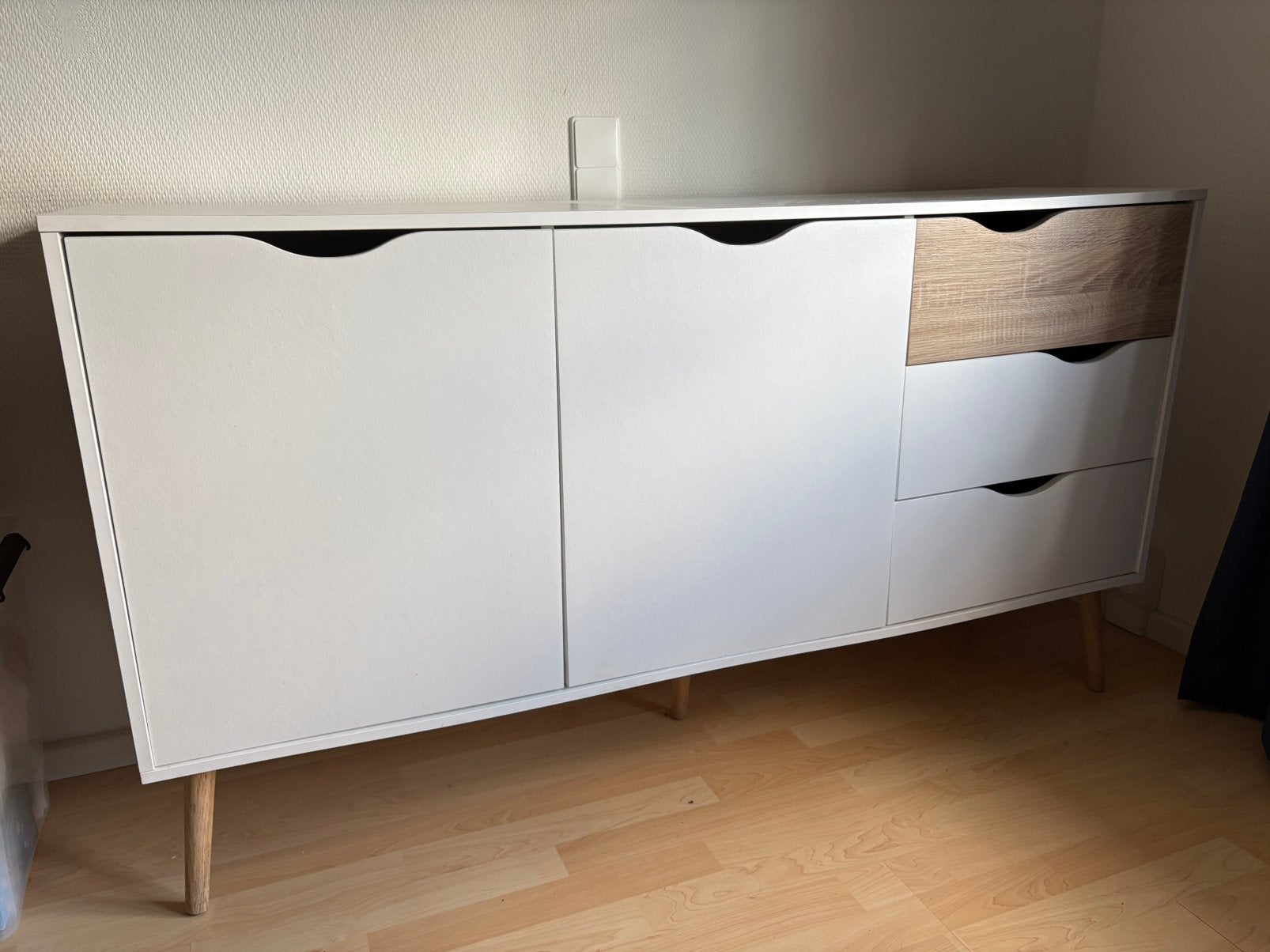 Witte lage kast/dressoir, Ophalen, Gebruikt, 150 tot 200 cm, Met lade(s)
