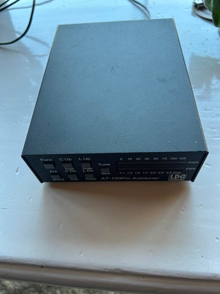 LDG AT-100Pro Autotuner - Automatische Antenne Tuner, Ophalen of Verzenden, Zo goed als nieuw