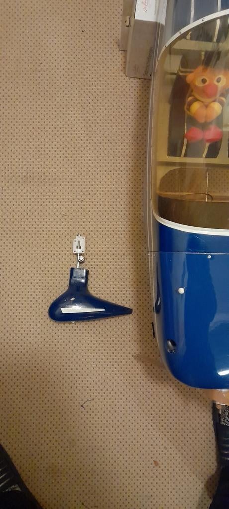 Jodel Robinmooi vliegtuig 23 cc motor er op net 5 kg, Ophalen of Verzenden