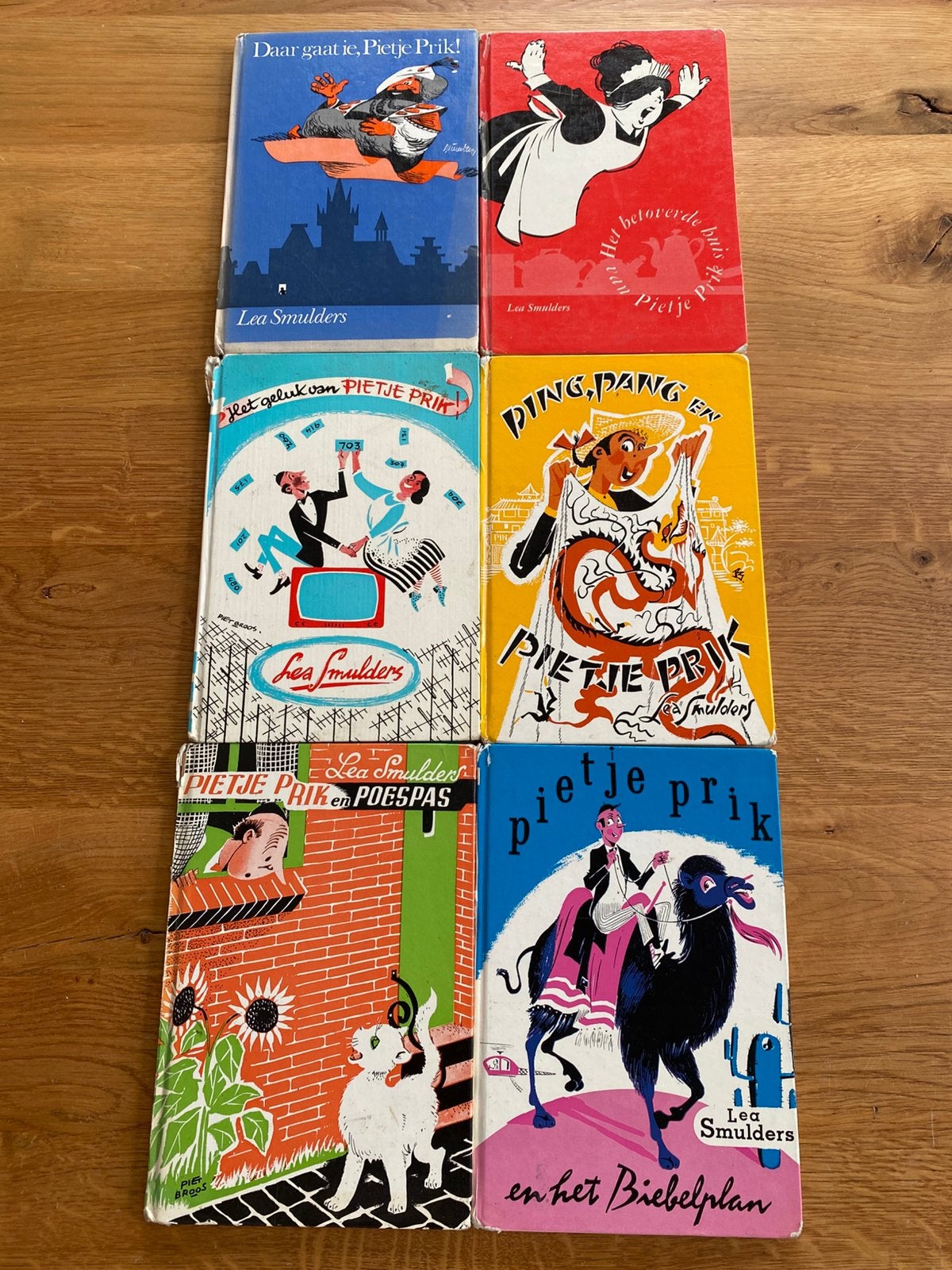 6 Vintage Pietje Prik kinderboeken, schrijfster Lea Smulders, Ophalen of Verzenden, Gelezen