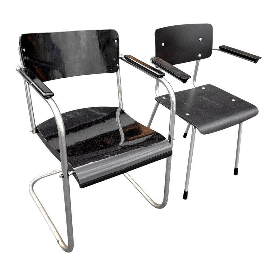 Twee buisframe stoelen, Gebruikt, Twee, Zwart, Ophalen of Verzenden