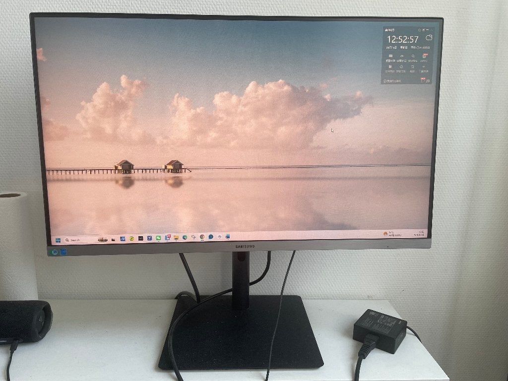 TV Monitor (Will be available in mid Oct), HD, Ophalen of Verzenden, Zo goed als nieuw, Samsung