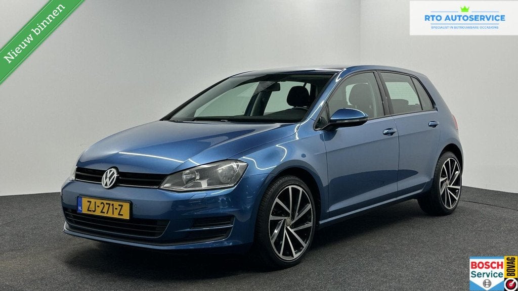 Volkswagen Golf 1.2 TSI Trendline ECC LM STOELVERWARMING., Auto's, Volkswagen, Voorwielaandrijving, Euro 5, Gebruikt, Zwart