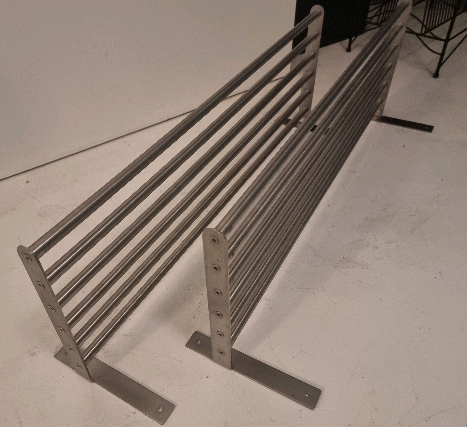 Twee rvs wandrekken.  Ikea, Ophalen, Gebruikt, 50 tot 100 cm, Minder dan 100 cm