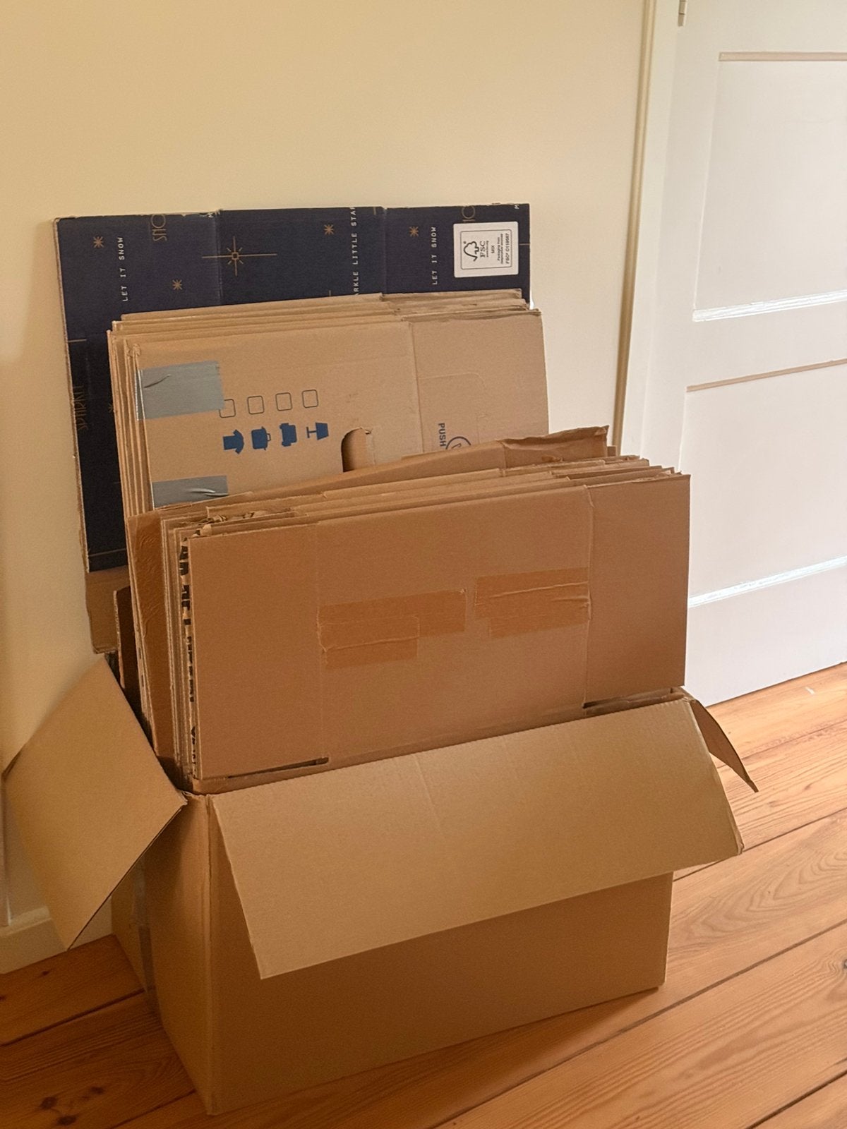 Gratis verhuisdozen, Ophalen, Opvouwbaar, 50 tot 75 cm, Minder dan 40 cm