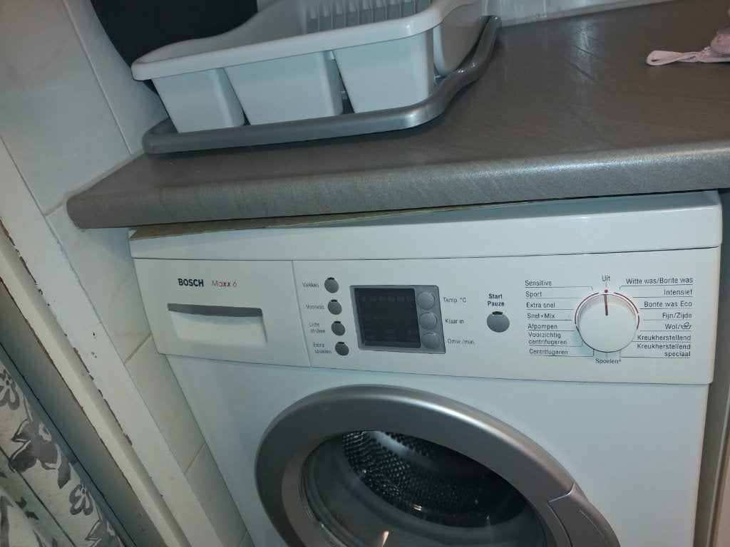 BOSCH WASMACHINE, Ophalen, 1200 tot 1600 toeren, Gebruikt, Minder dan 85 cm