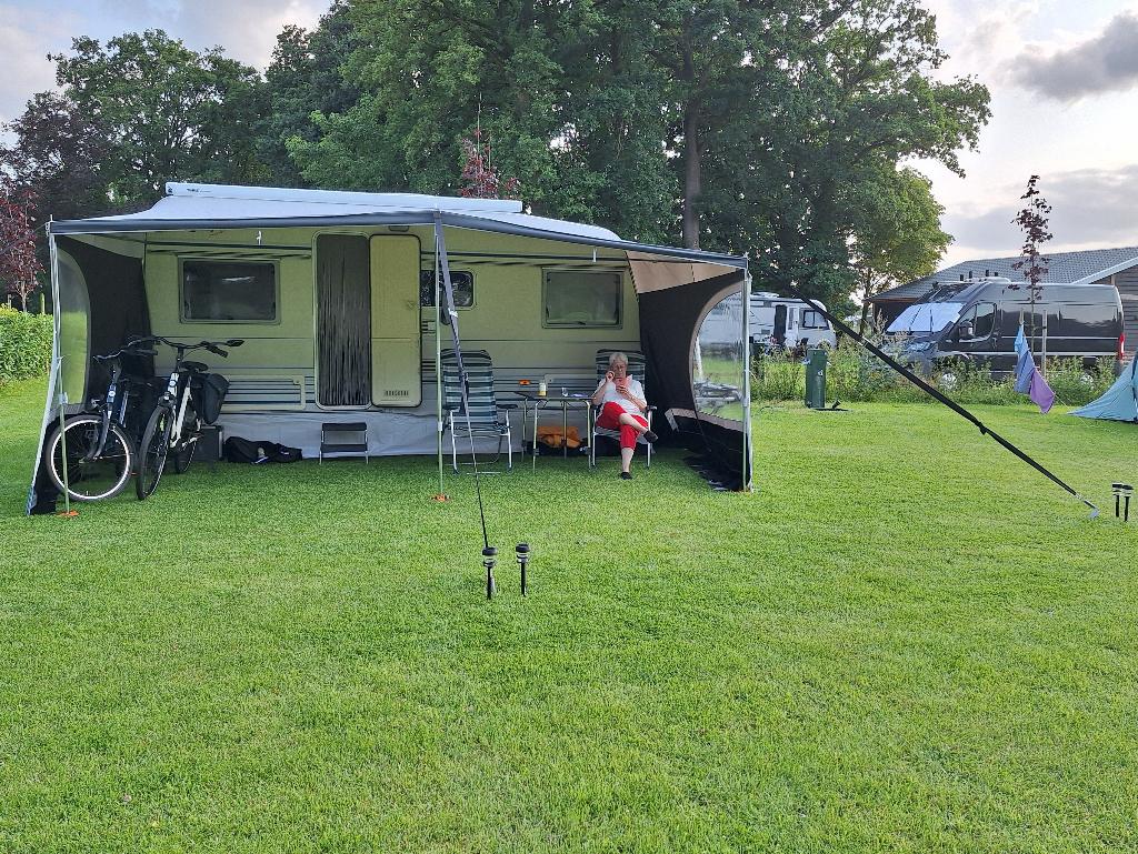 Obelink panoramaluifel maat 11 (aan de caravan montage), Ophalen, Zo goed als nieuw