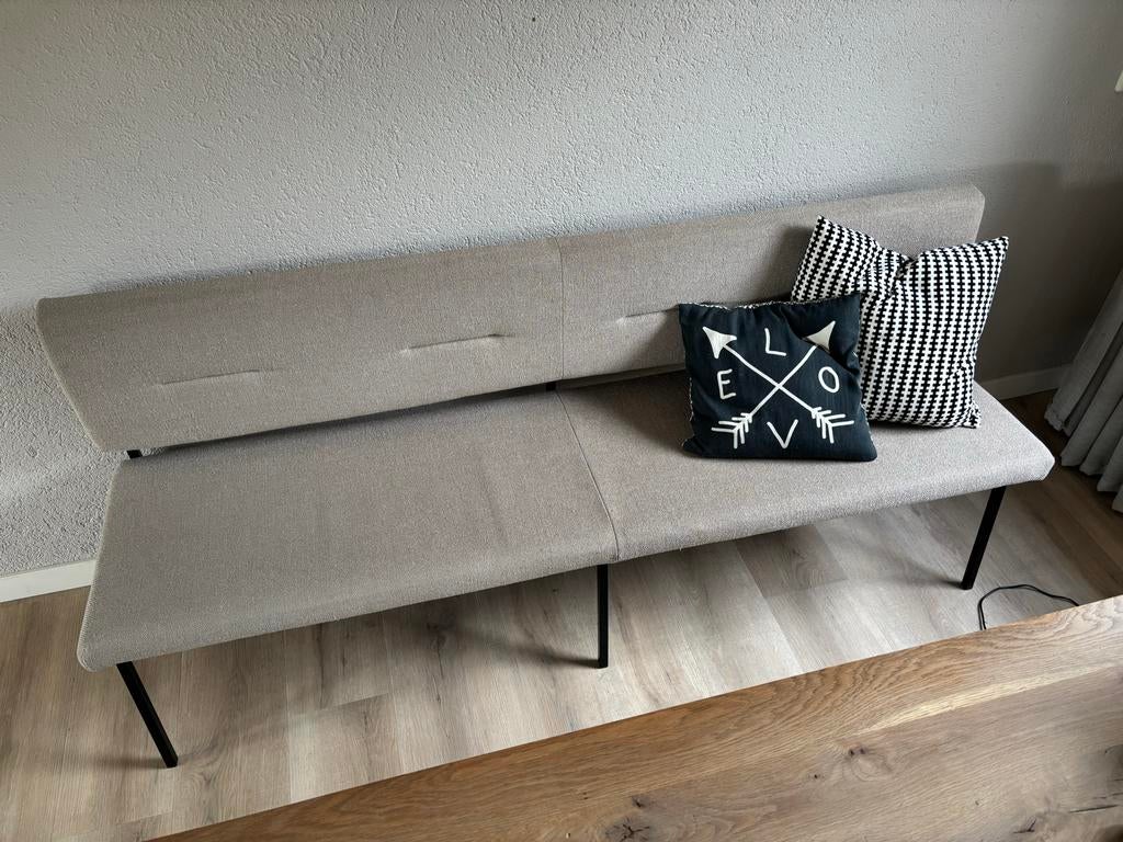 Stijlvolle eetkamerbank Bodilson 195 cm - beige / zwart, Huis en Inrichting, Ophalen, Gebruikt, Overige kleuren, Drie