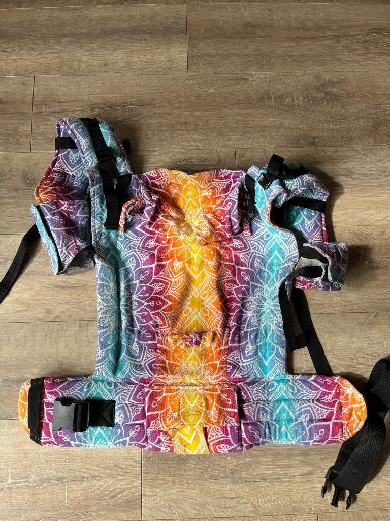 Be Lenka ergonomische draagzak – kleurrijke geweven stof, Kinderen en Baby's, Babydragers en Draagdoeken, Overige merken, Buik of Rug