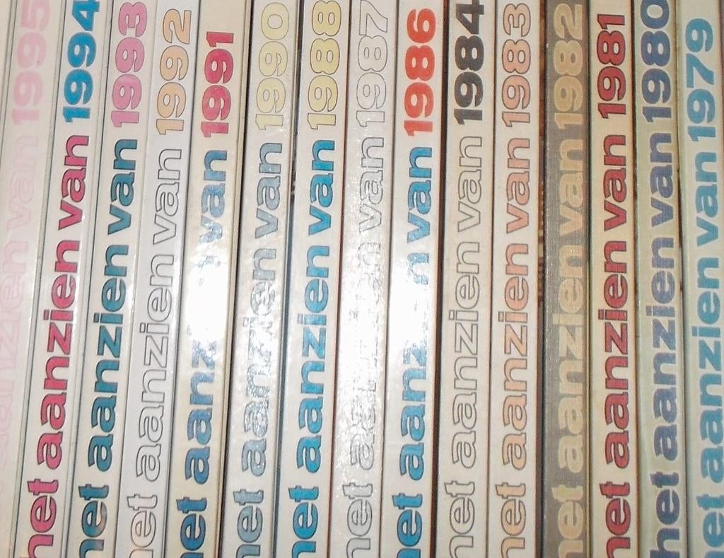 Cadeautje voor diverse doeleinden bruikbaar... HET AANZIEN, Boeken, Geschiedenis | Wereld, Zo goed als nieuw, Overige gebieden